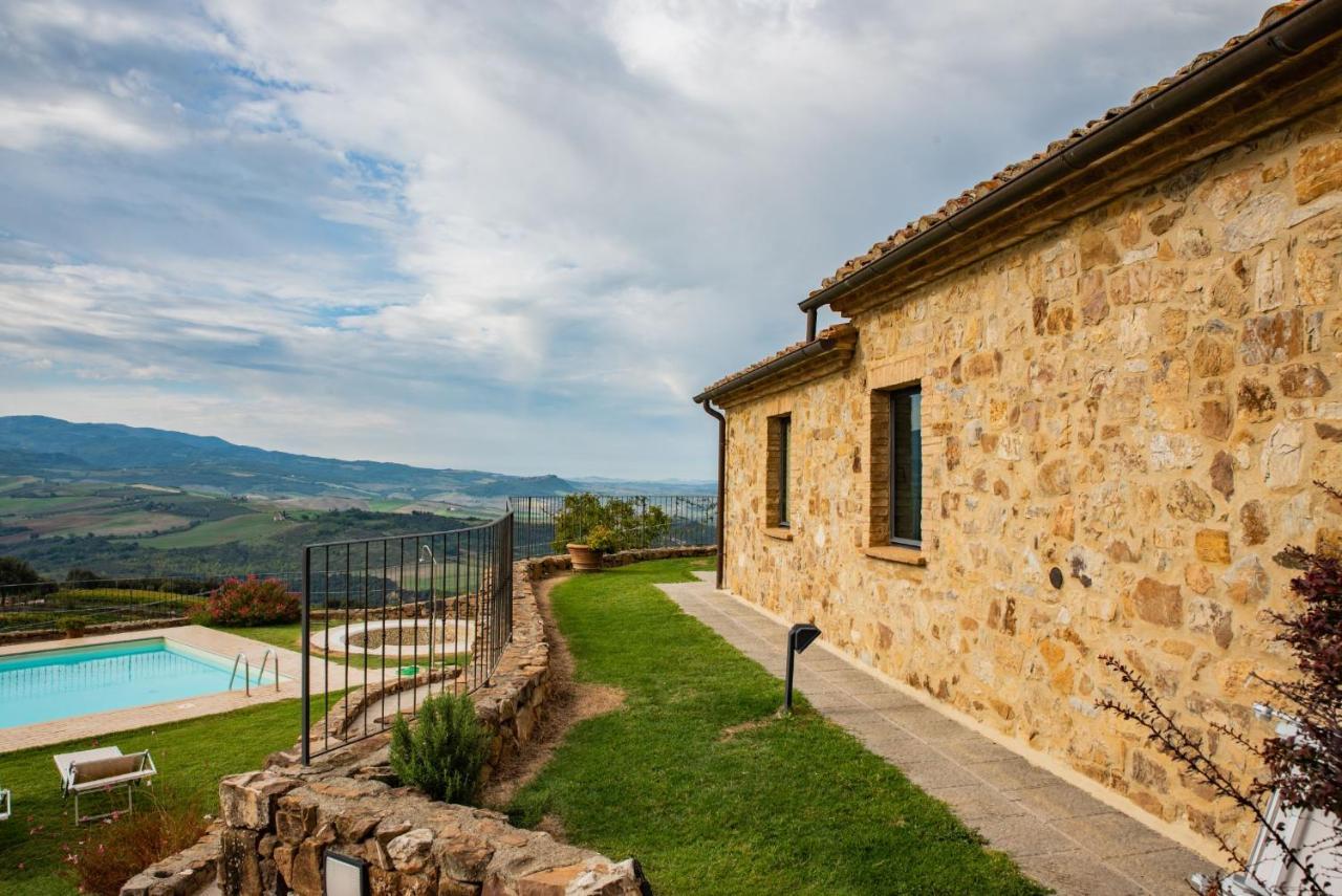 Le 7 Camicie Aparthotel Castelnuovo dellʼAbate Exterior foto