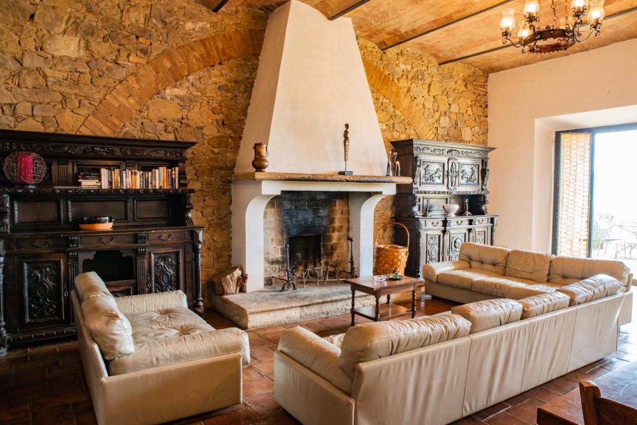 Le 7 Camicie Aparthotel Castelnuovo dellʼAbate Exterior foto