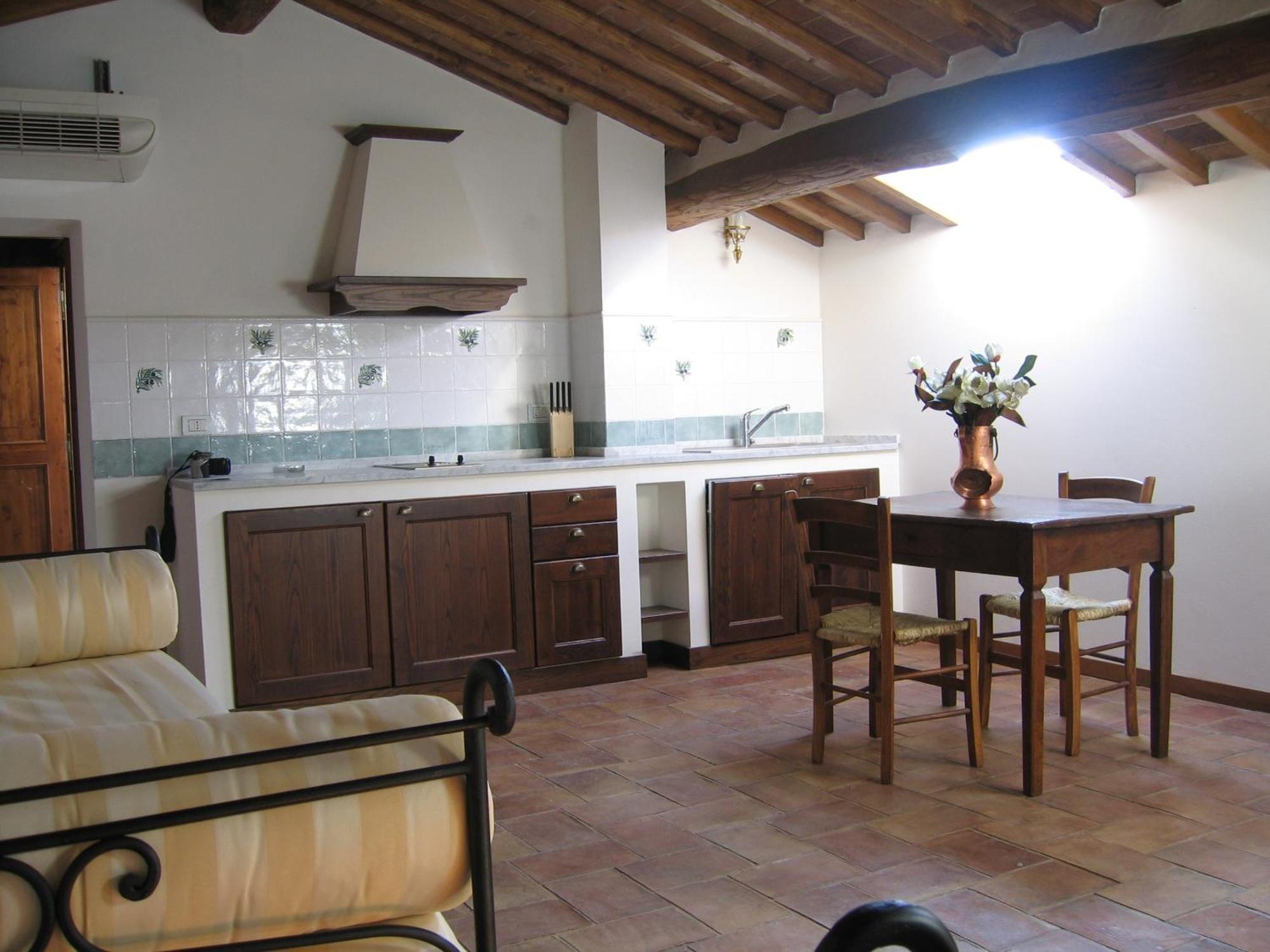 Le 7 Camicie Aparthotel Castelnuovo dellʼAbate Exterior foto